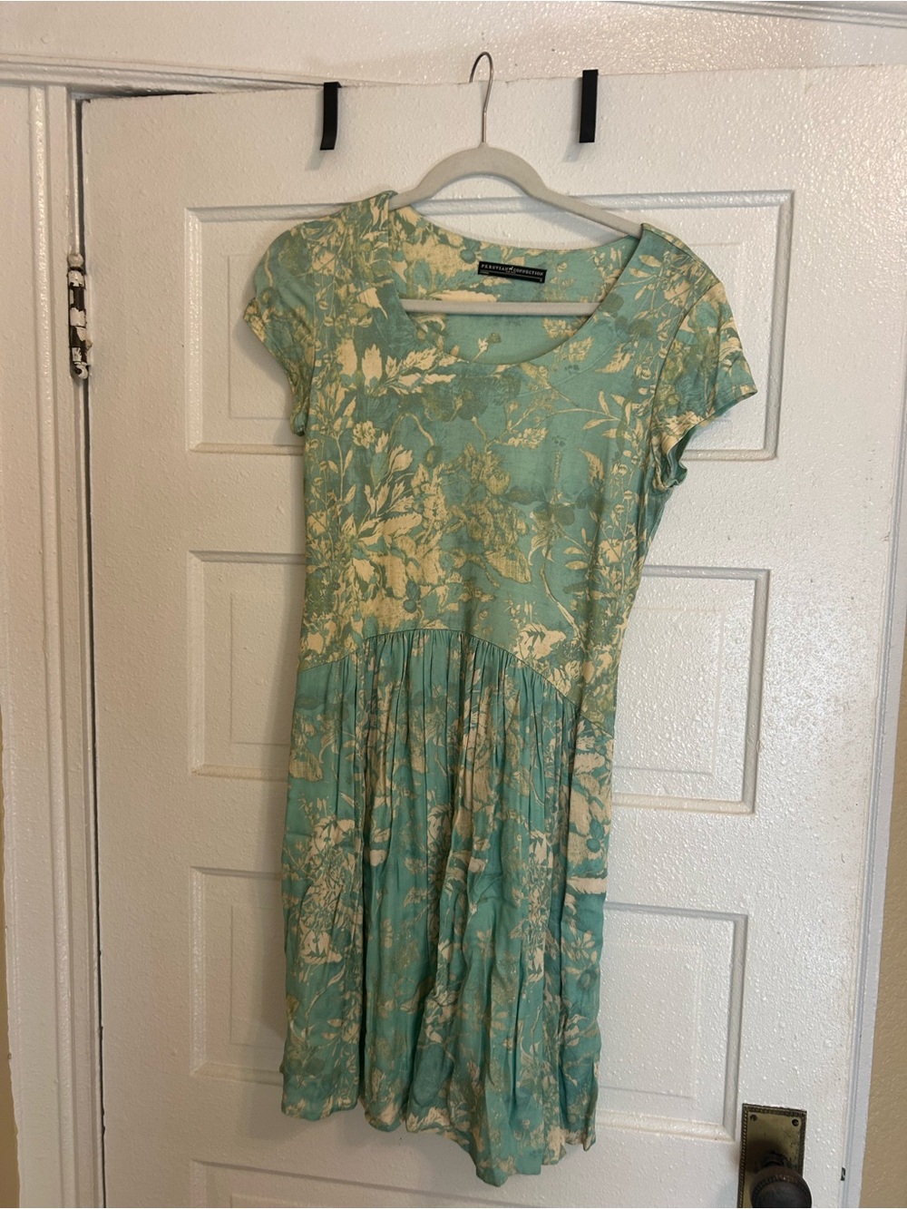 Peruvian Connection Mint Green and Cream Floral Short-Sleeve Mini Dress